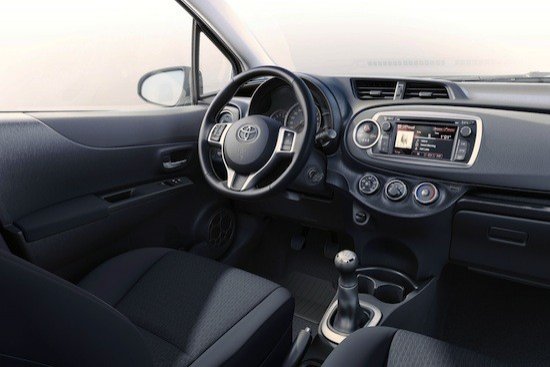 nuevo yaris 10