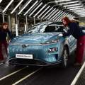 El Hyundai Kona eléctrico triplica su producción para acelerar las entregas