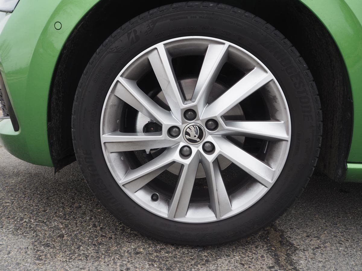 Prueba Skoda Scala 1.0 TSI: un compacto a tener en cuenta