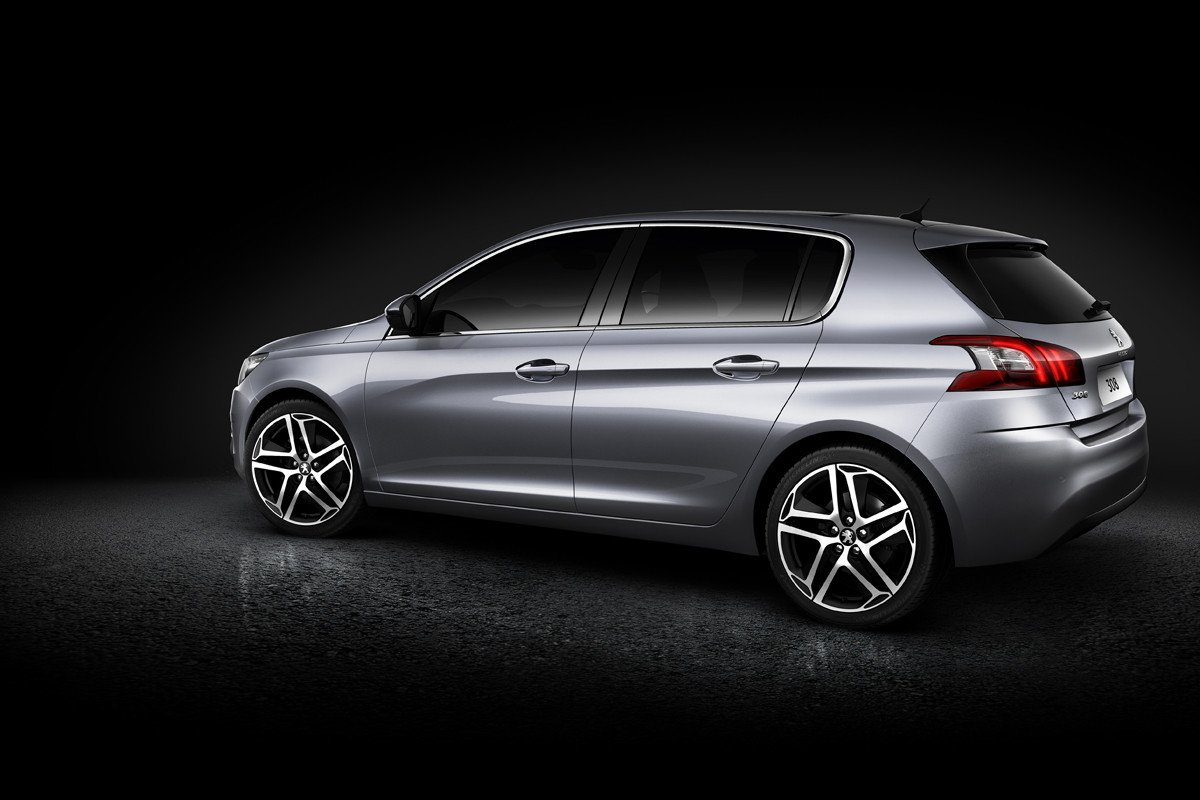 El nuevo Peugeot 308 llega con un objetivo: el Volkswagen Golf