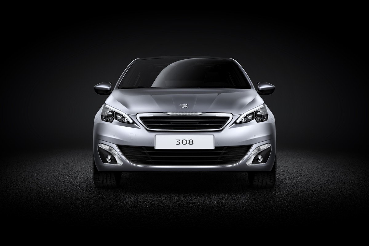 El nuevo Peugeot 308 llega con un objetivo: el Volkswagen Golf