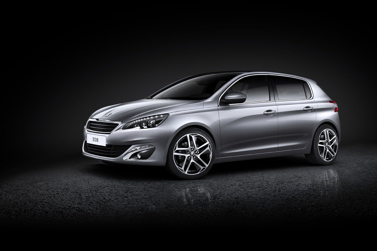 El nuevo Peugeot 308 llega con un objetivo: el Volkswagen Golf