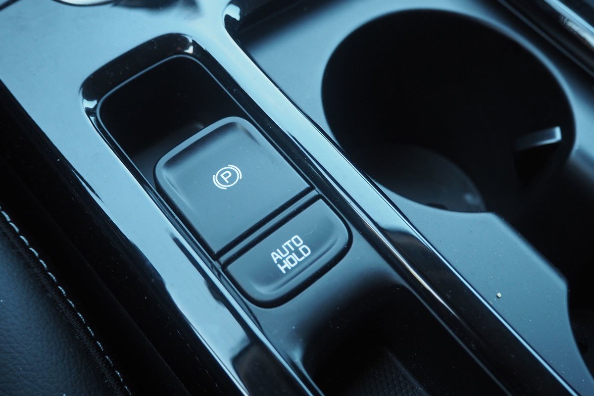 Prueba y opinión del Kia XCeed: precio, acabados y comportamiento del PHEV