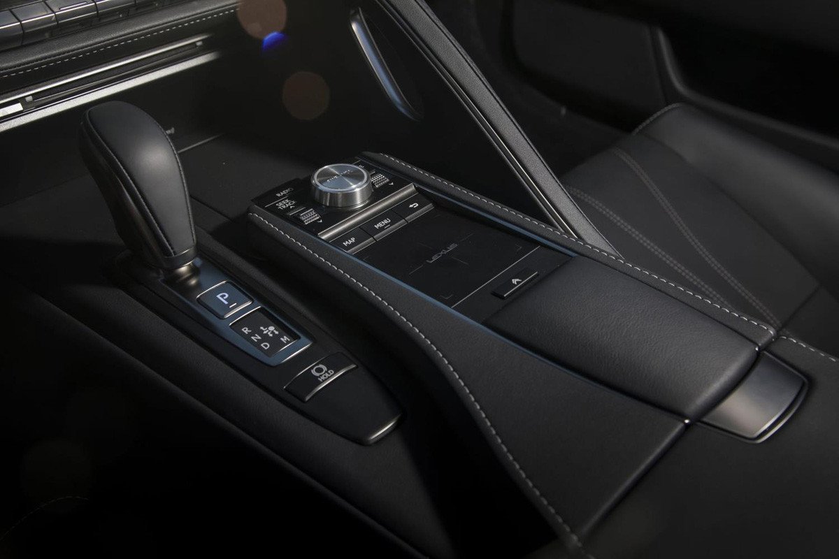 Lexus LC Coupé: actualización para mejorar la dinámica y la multimedia