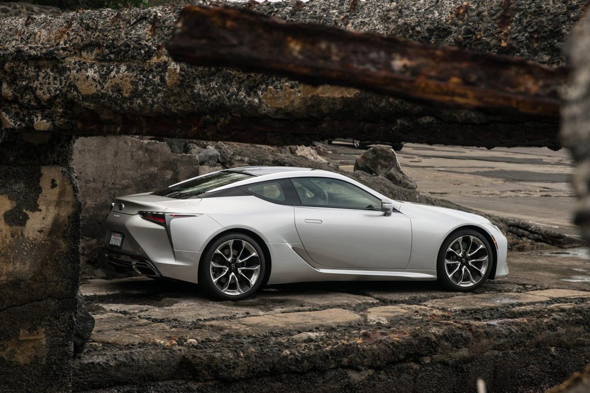 Lexus LC Coupé: actualización para mejorar la dinámica y la multimedia