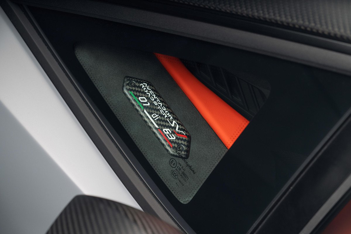 Nuevos Lamborghini Aventador SVJ 63 Roadster y Huracán EVO GT Celebration