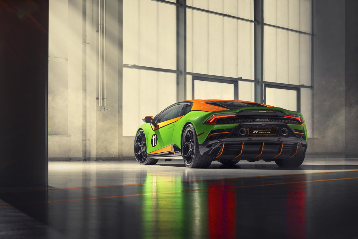 Nuevos Lamborghini Aventador SVJ 63 Roadster y Huracán EVO GT Celebration