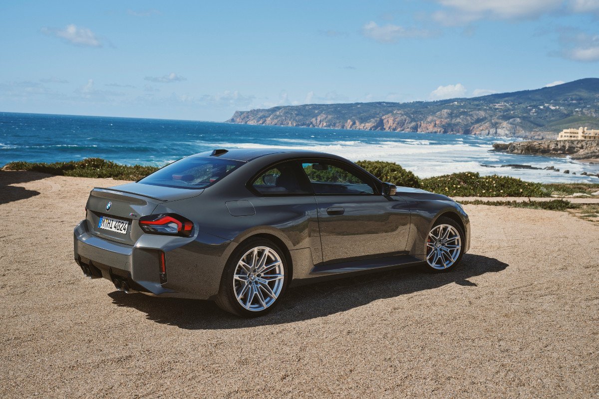 BMW M2 2024
