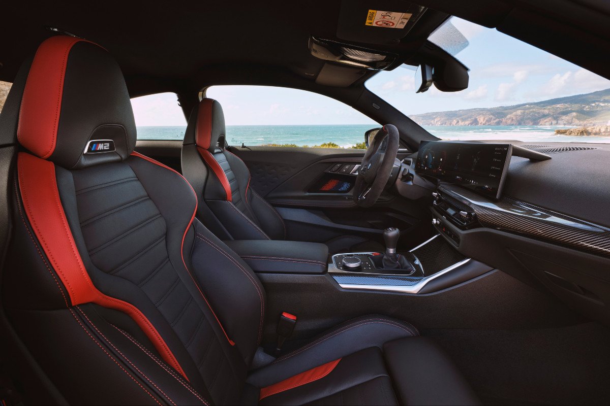 Nuevo BMW M2: así es el último superviviente de los coupés compactos: manual y 480 cv