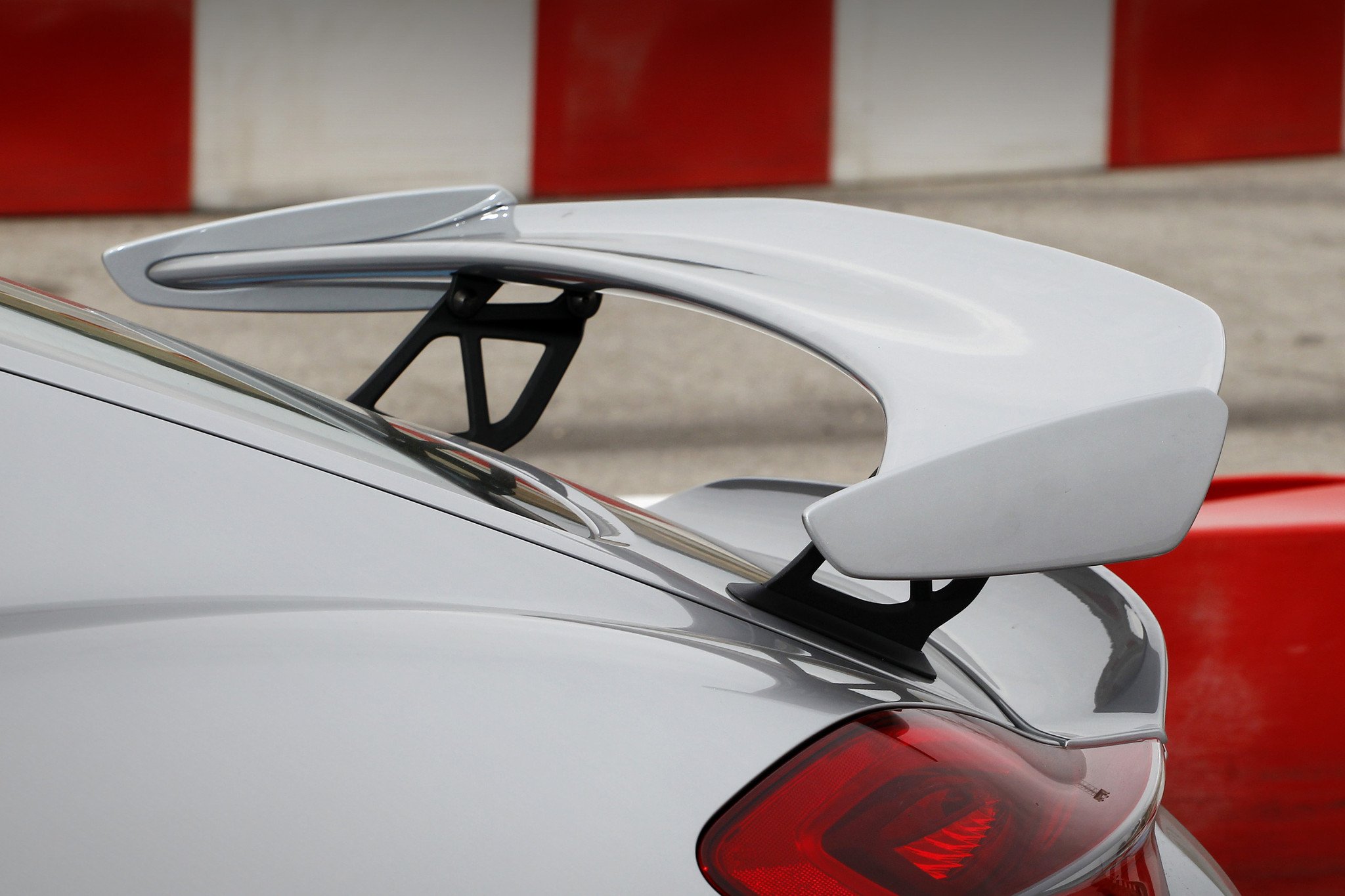 Prueba Porsche Cayman GT4, el mejor rival del 911