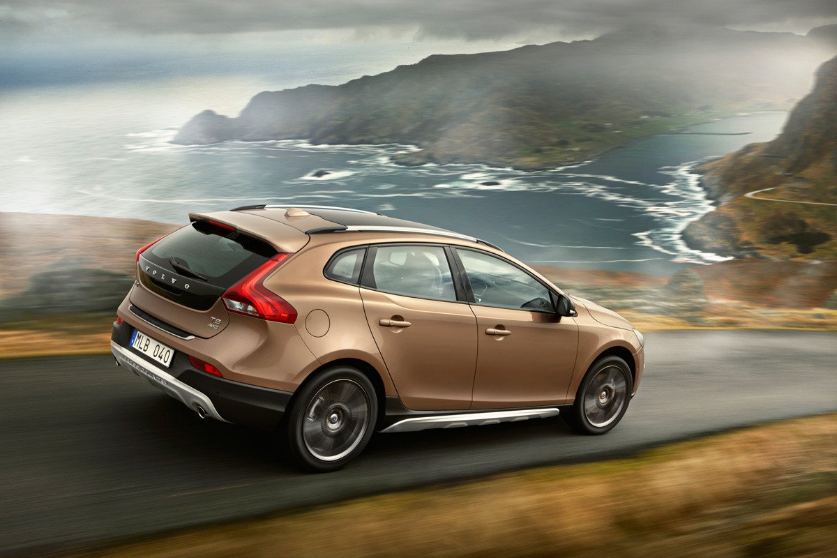 El airbag de peatones de Volvo recibe un premio del NCAP