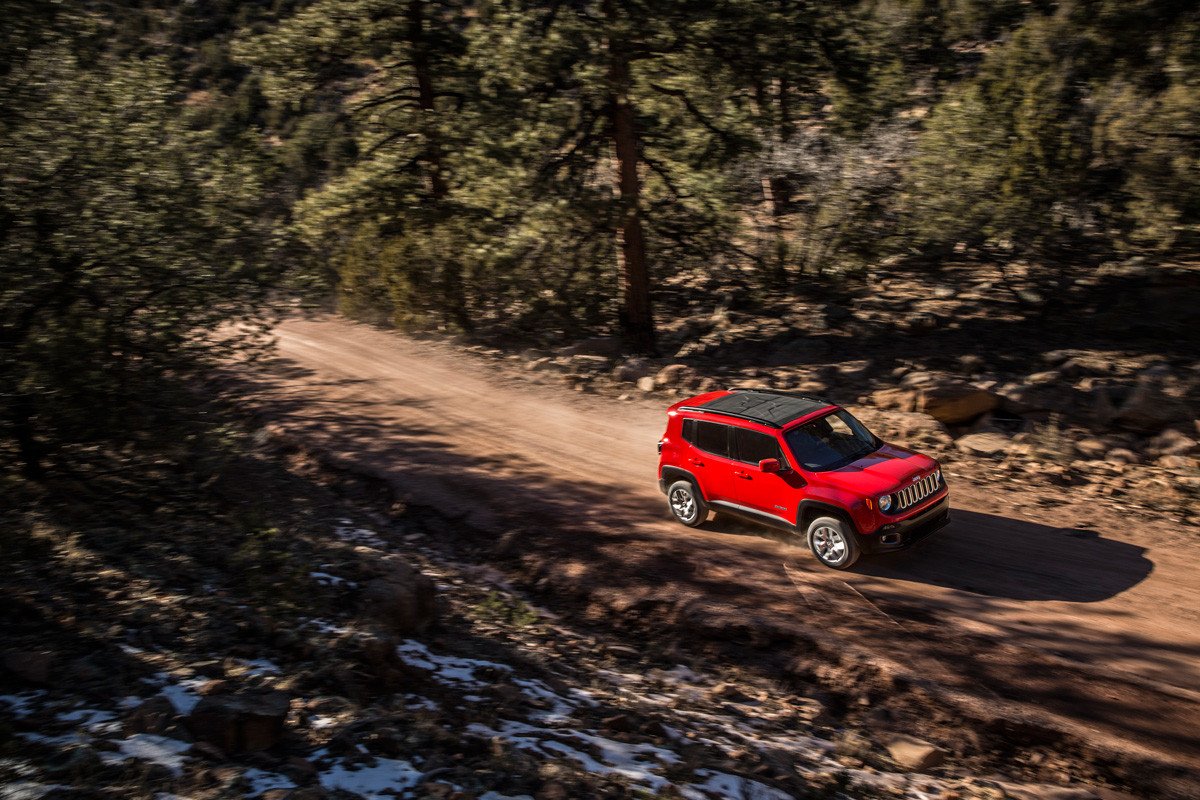 Jeep entra en el segmento de los SUV pequeños con el Renegade
