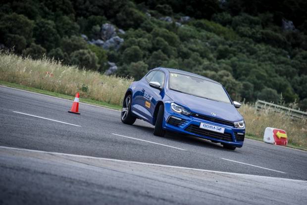 VW Driving Experience: Aprender y disfrutar con un curso de conducción