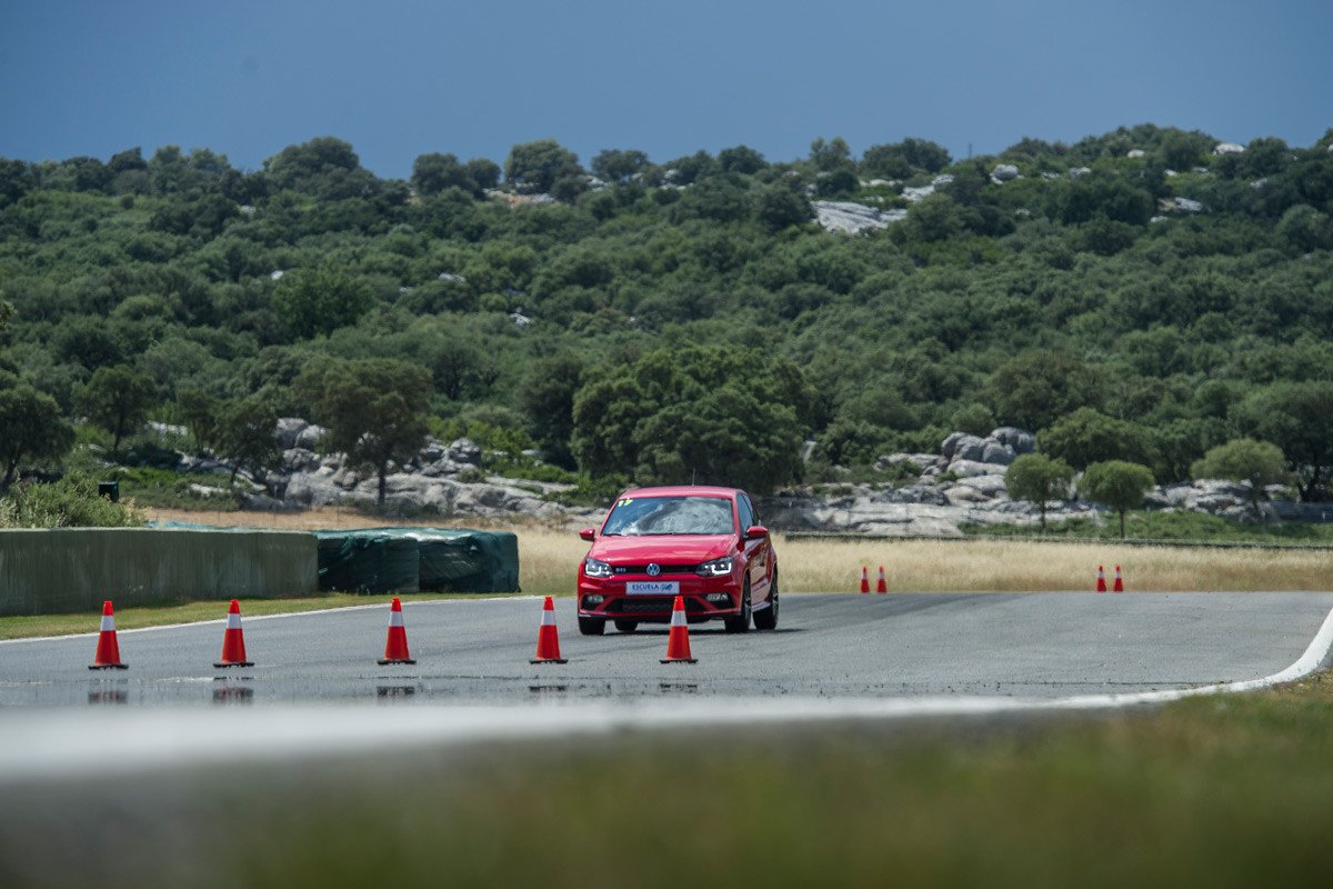 VW Driving Experience: Aprender y disfrutar con un curso de conducción