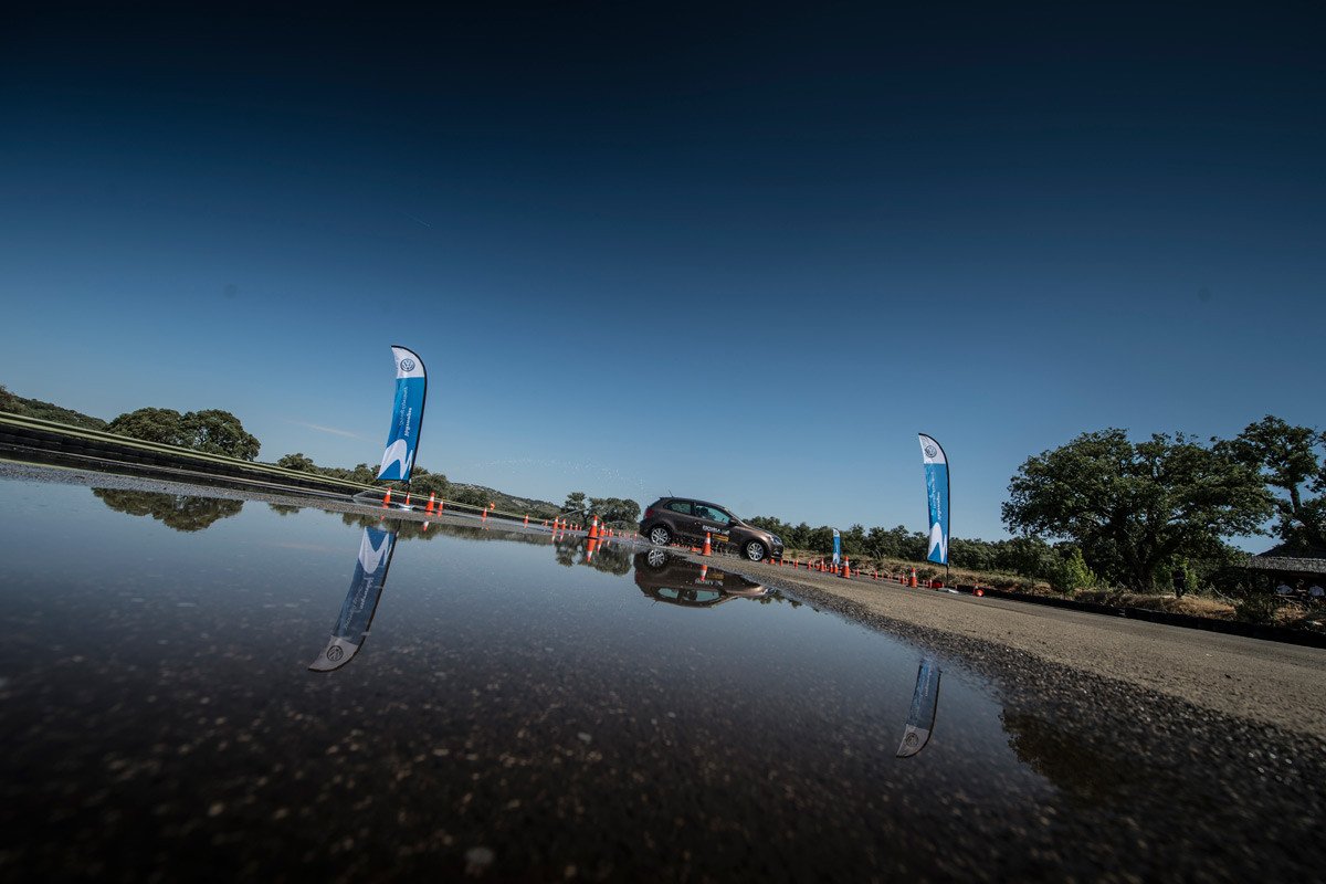 VW Driving Experience: Aprender y disfrutar con un curso de conducción
