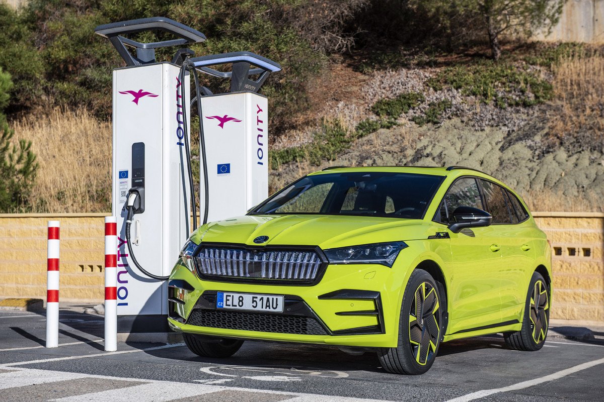 Skoda Enyaq RS iV: la deportividad checa llega al SUV eléctrico