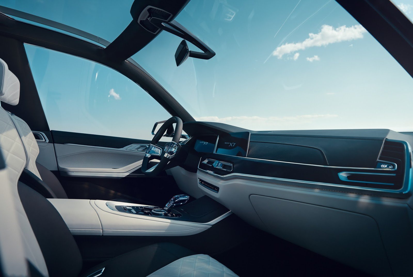 BMW X7 iPerformance Concept, avanza un mega SUV