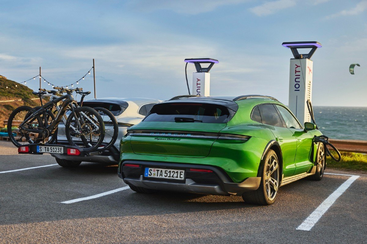 Nuevo Porsche Taycan Cross Turismo: el eléctrico más versátil