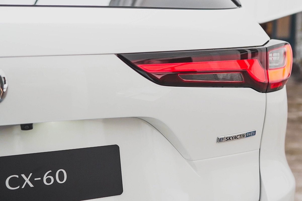 Primeras opiniones del Mazda CX-60, híbrido enchufable desde 50.268 euros