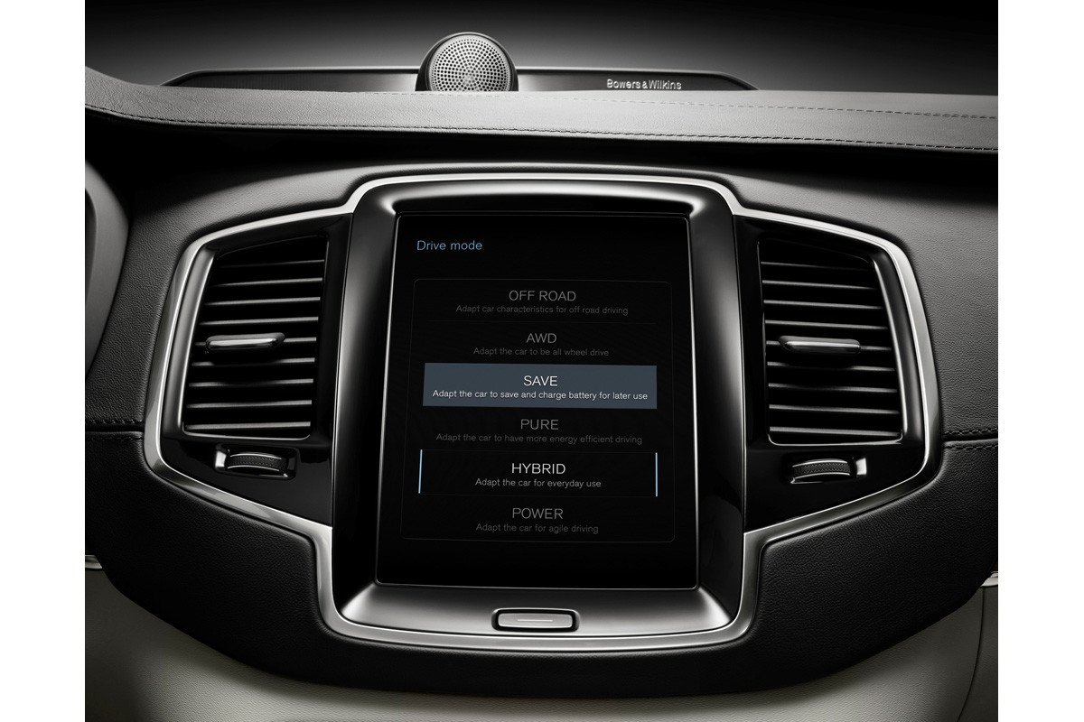 Volvo XC90 T8: ahora también con tecnología híbrida enchufable 
