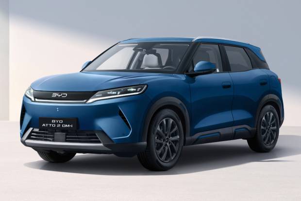 BYD anuncia el lanzamiento del Atto 2 híbrido enchufable: ¿mejor que el Toyota C-HR?