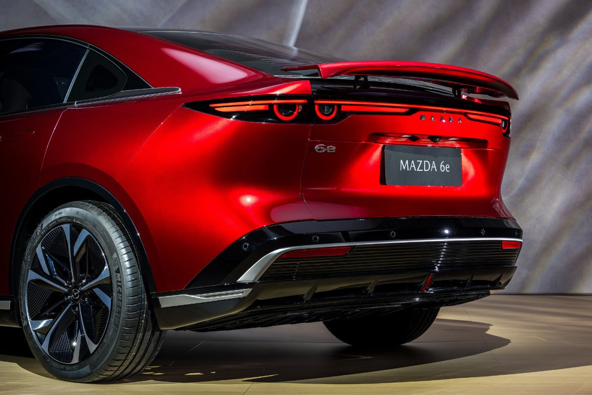 Mazda 6e
