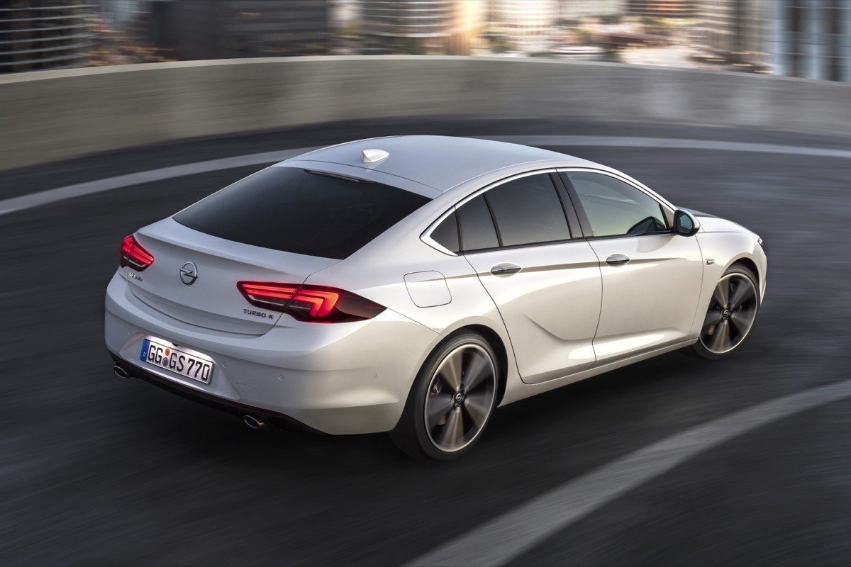 Opel Insignia Grand Sport 1.5 Turbo Gasolina: ¿Quién quiere diésel?