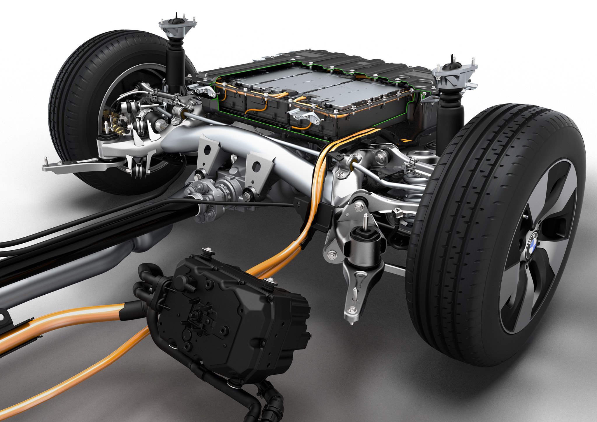 Los nuevos BMW 225XE y BMW 330E reciben la tecnología eDrive