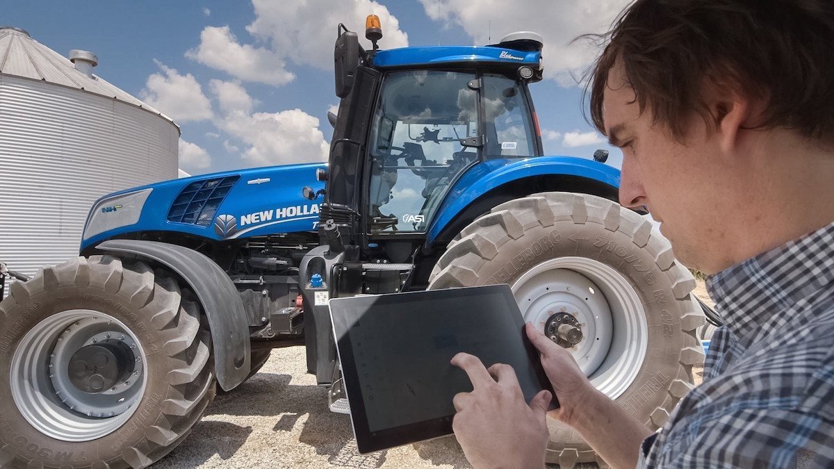 El tractor autónomo sin conductor de CNH ya funciona en EEUU