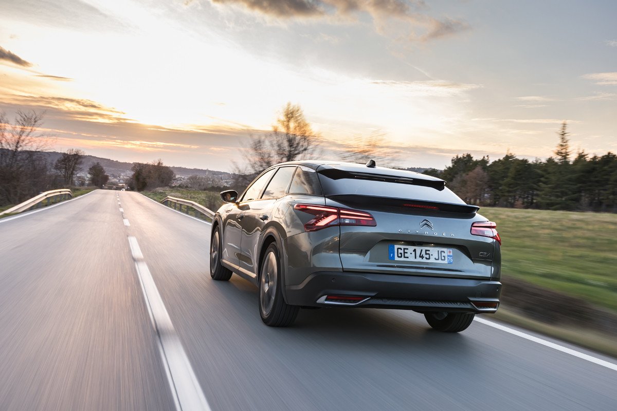 Prueba del Citroën C5 X: crossover, familiar e híbrido