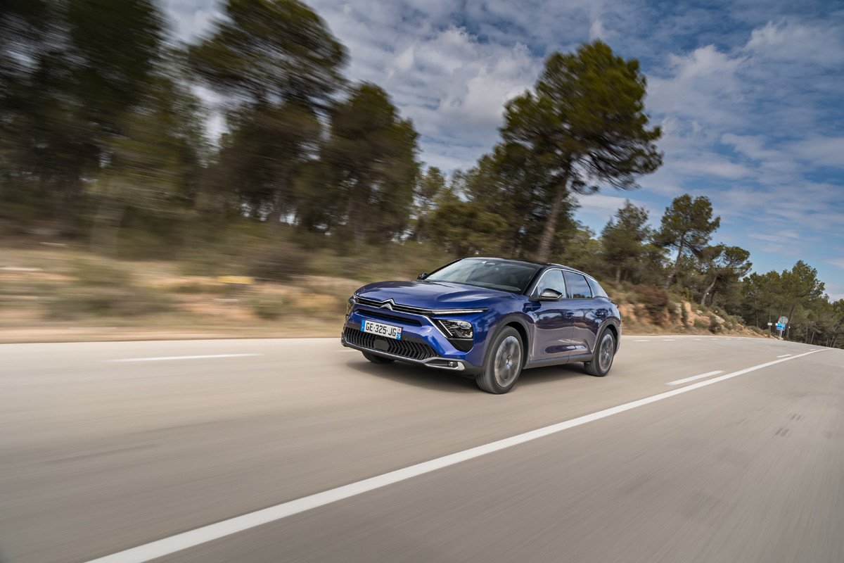 Prueba del Citroën C5 X: crossover, familiar e híbrido