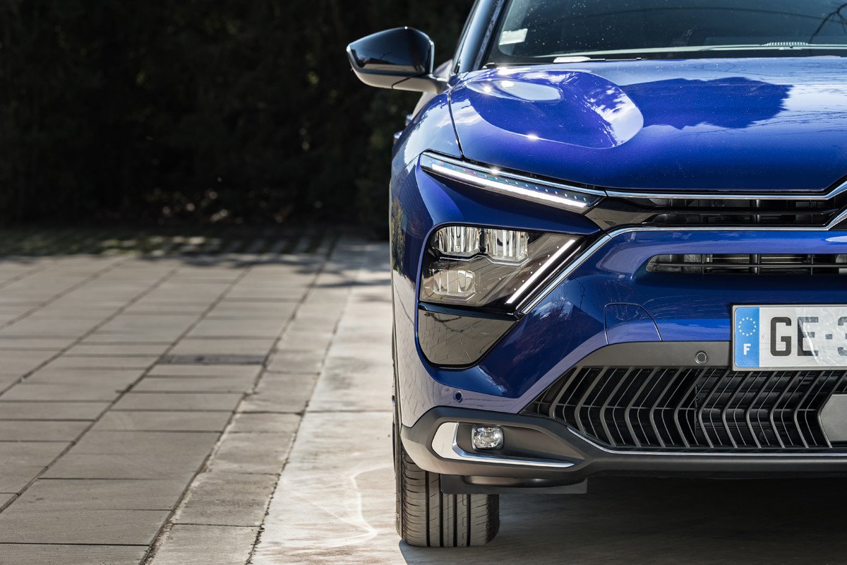 Prueba del Citroën C5 X: crossover, familiar e híbrido