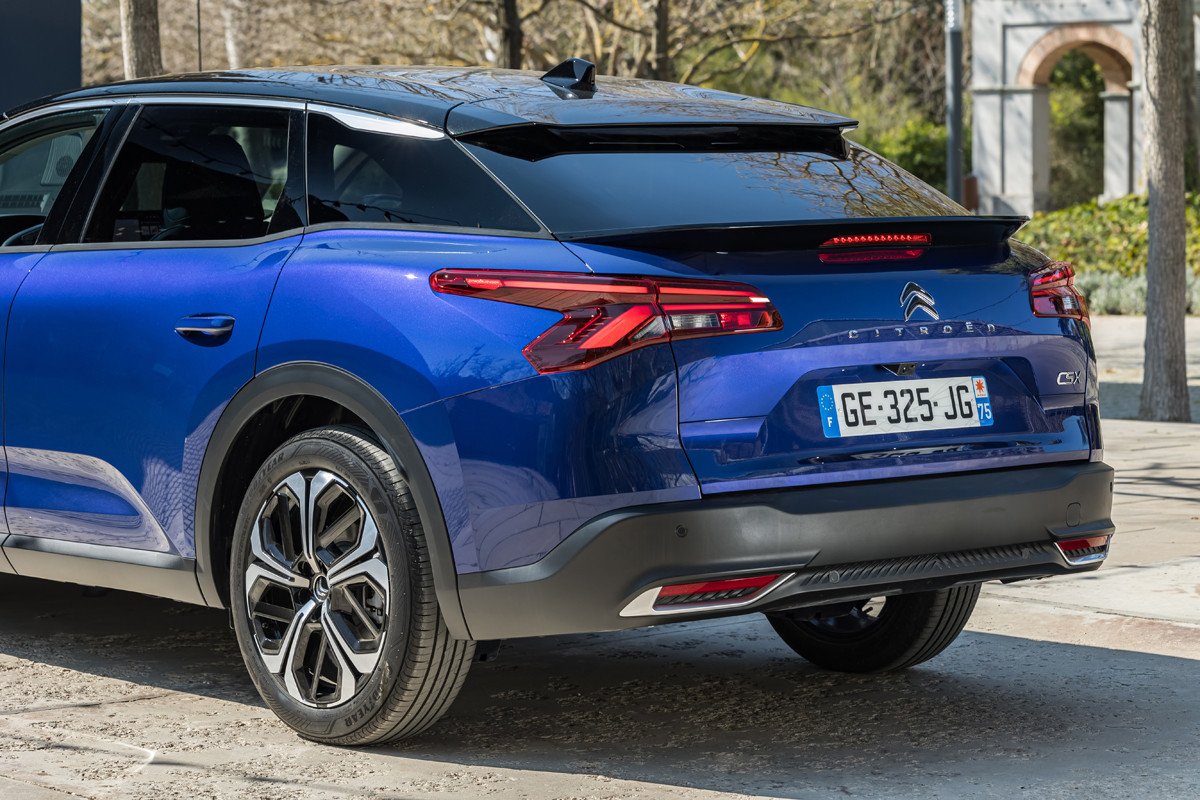 Prueba del Citroën C5 X: crossover, familiar e híbrido
