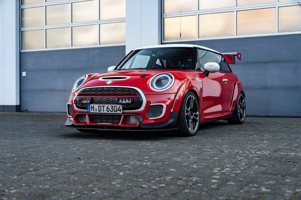 MINI vuelve a las 24H de Nürburgring 