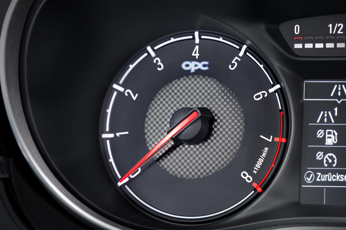 Opel Corsa OPC, el urbano que es feliz en un circuito