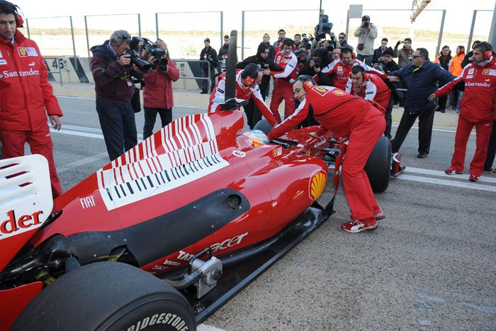 F1: Alonso, el más rápido en Valencia 