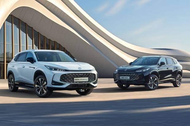 Nuevo MG HS Plug-In: Etiqueta Cero, 100 km de autonomía, equipamiento, precios