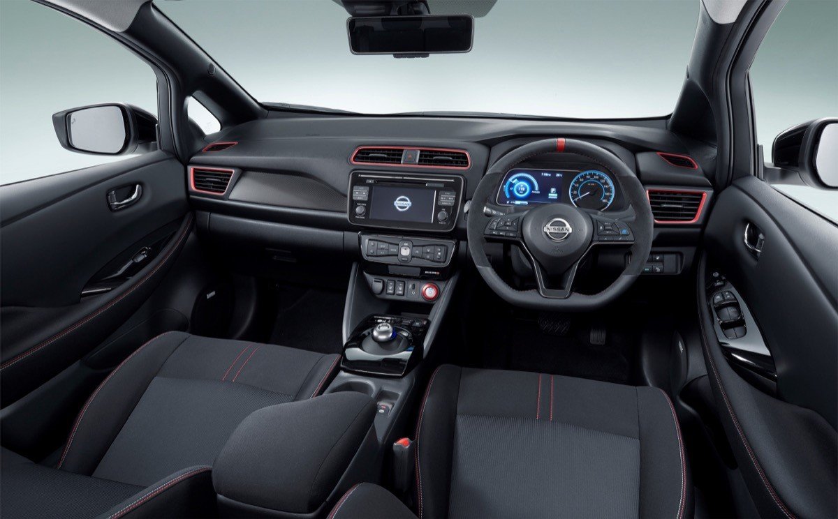 Nissan Leaf NISMO: eléctrico vestido de GTI
