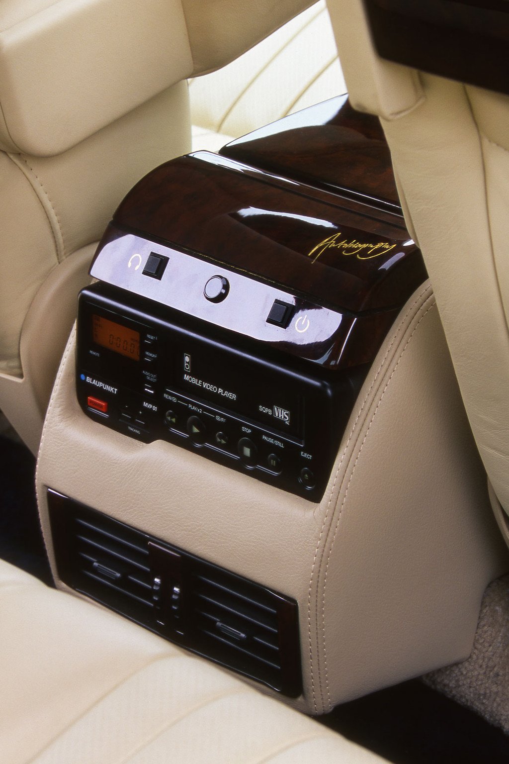 Se cumplen 21 años del primer Range Rover Autobiography