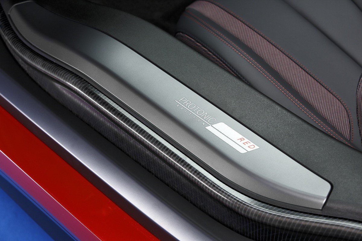 BMW i8 Protonic Red Edition, el i8 más exclusivo