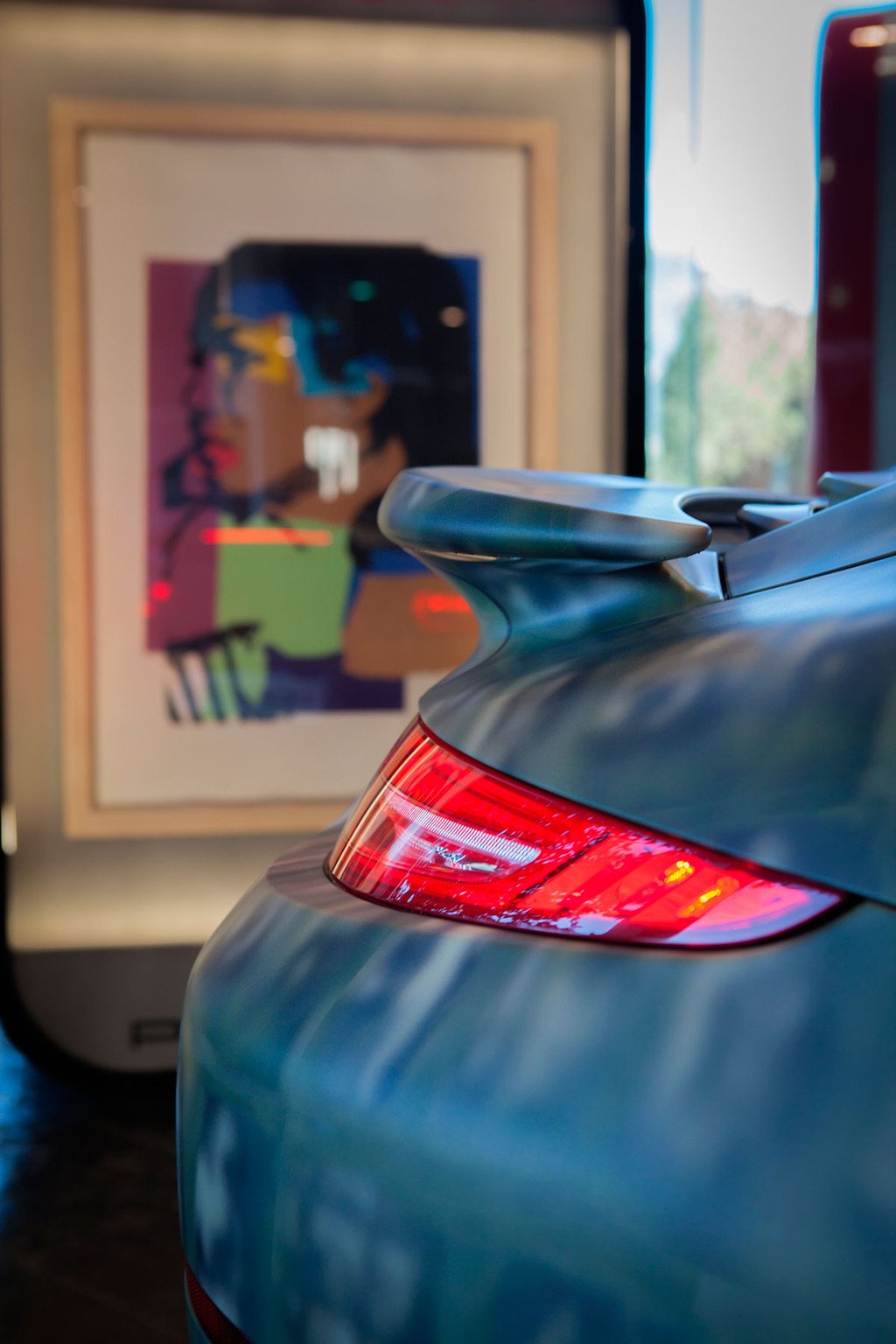 Exposición de Warhol en los concesionarios Porsche