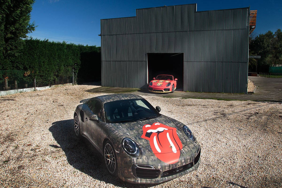 Exposición de Warhol en los concesionarios Porsche
