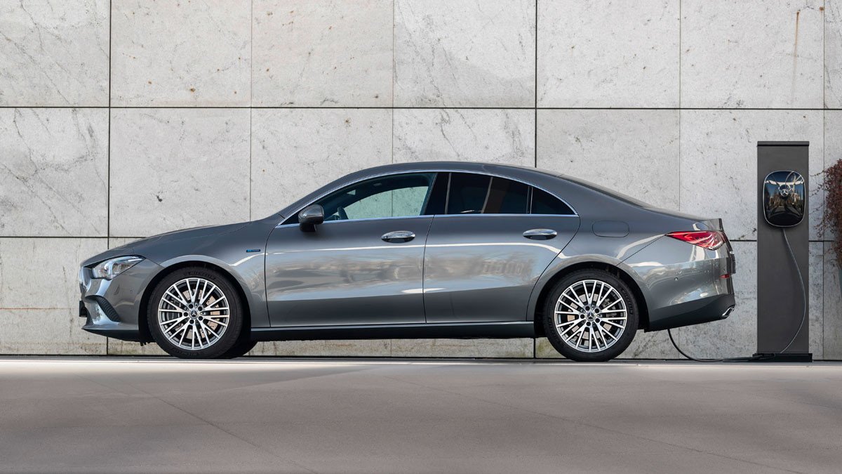 Los Mercedes CLA, B y GLA ya tienen versión híbrida enchufable