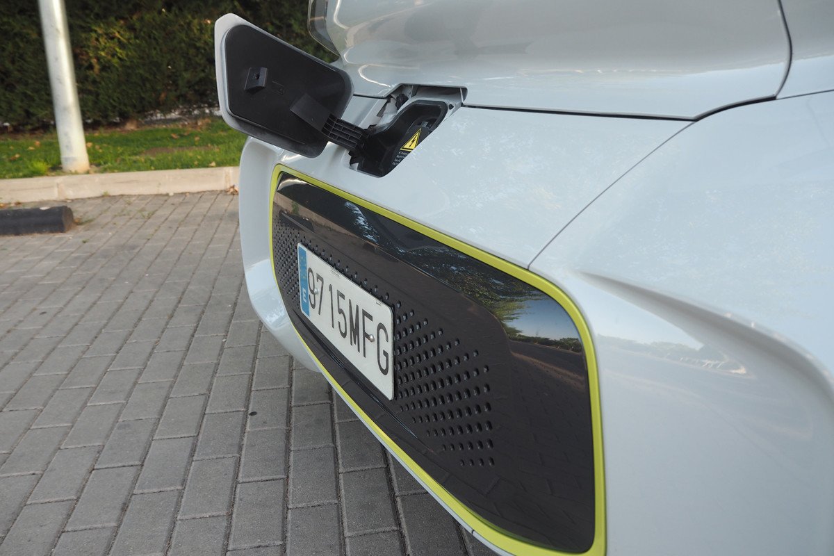 Prueba y opinión del XEV Yoyo: comportamiento, precio y autonomía del cuatriciclo