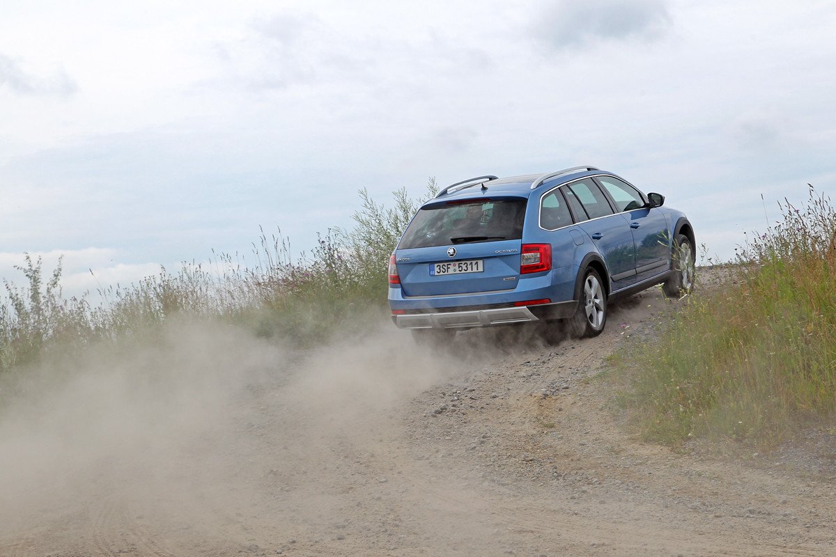 Prueba Skoda Scout: la alternativa SUV para familias aventureras