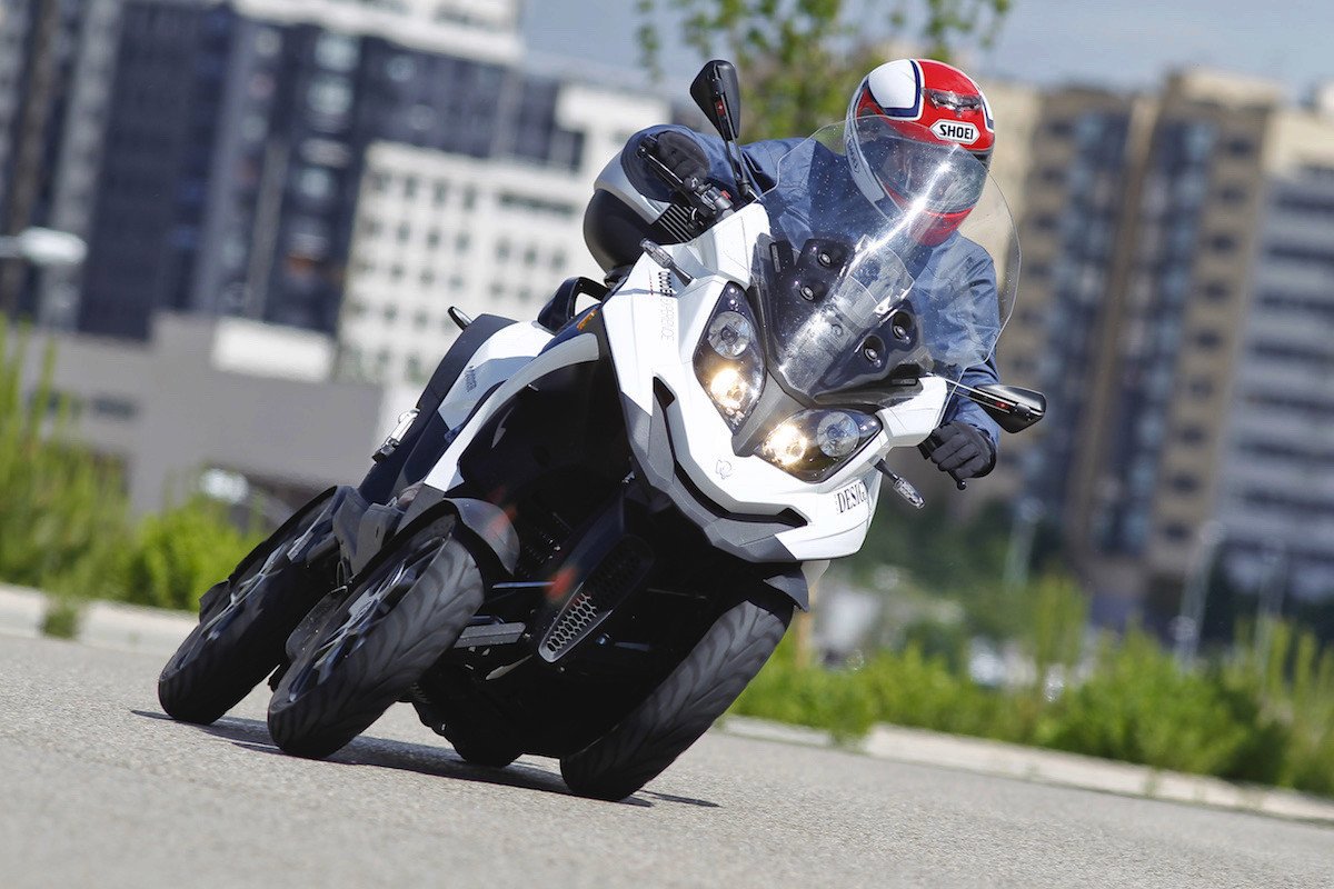 Prueba Quadro Qooder, el scooter de cuatro ruedas