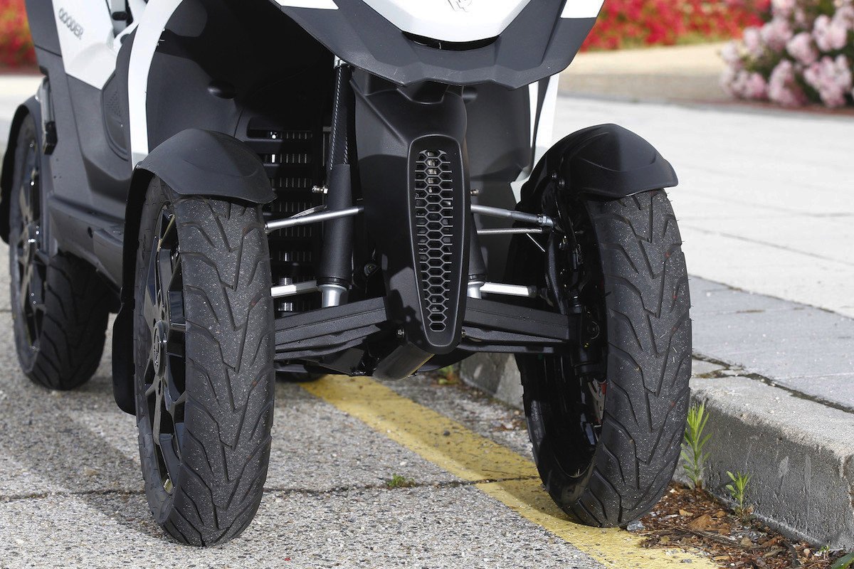 Prueba Quadro Qooder, el scooter de cuatro ruedas