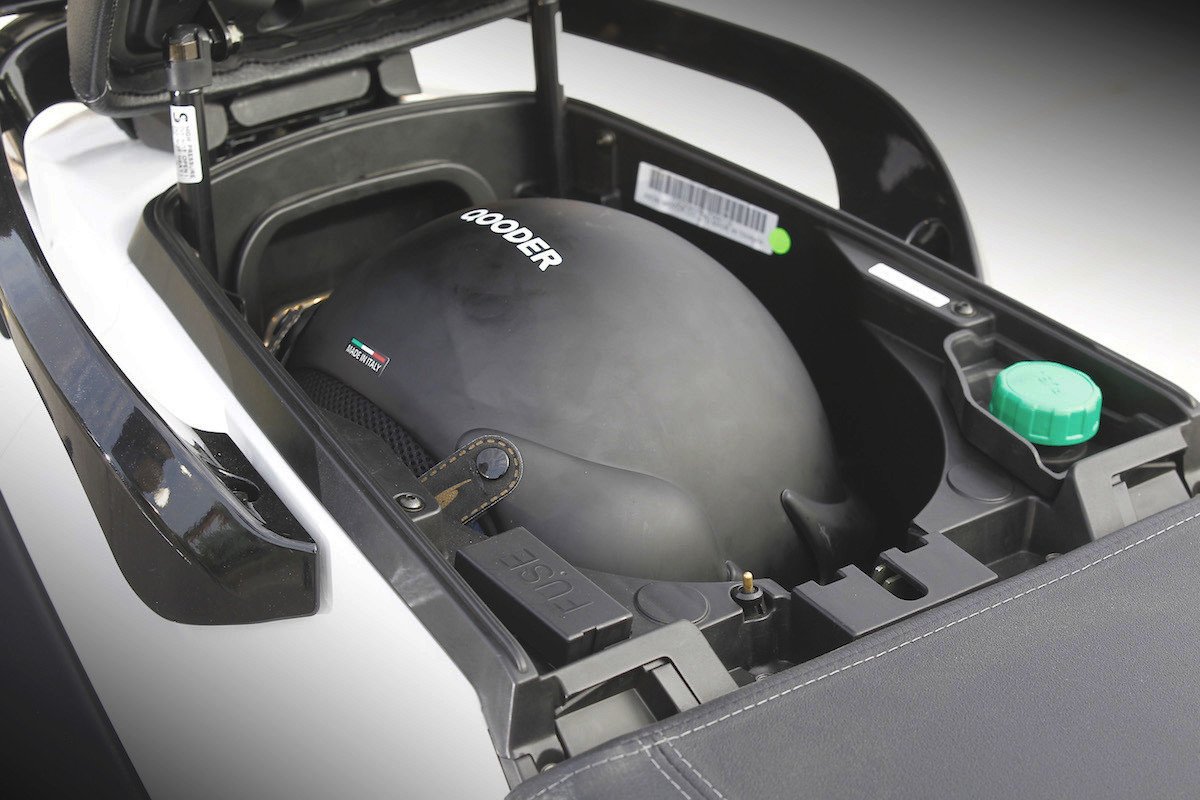 Prueba Quadro Qooder, el scooter de cuatro ruedas