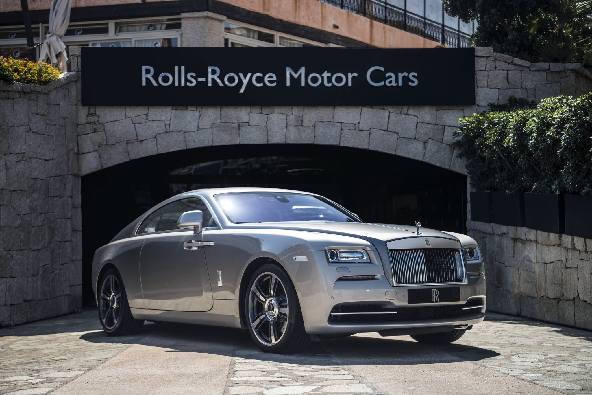 Rolls-Royce se inspira en Porto Cervo para dos versiones exclusivas