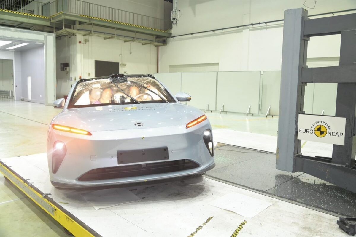 NIO sube el listón en los test de seguridad Euro NCAP